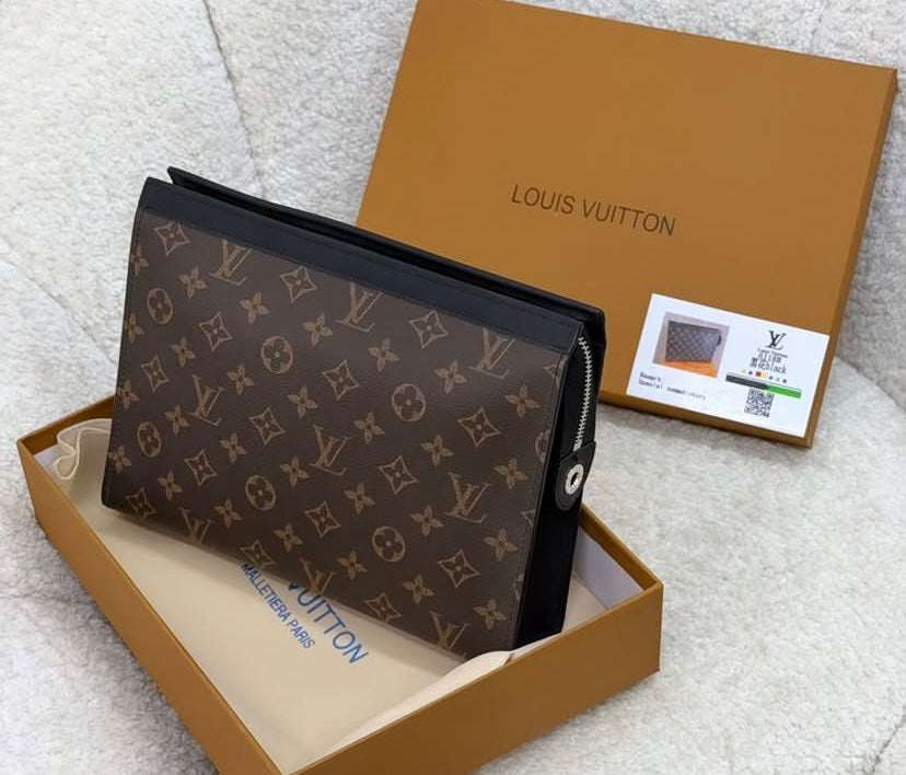 Pochette LV (marrone)