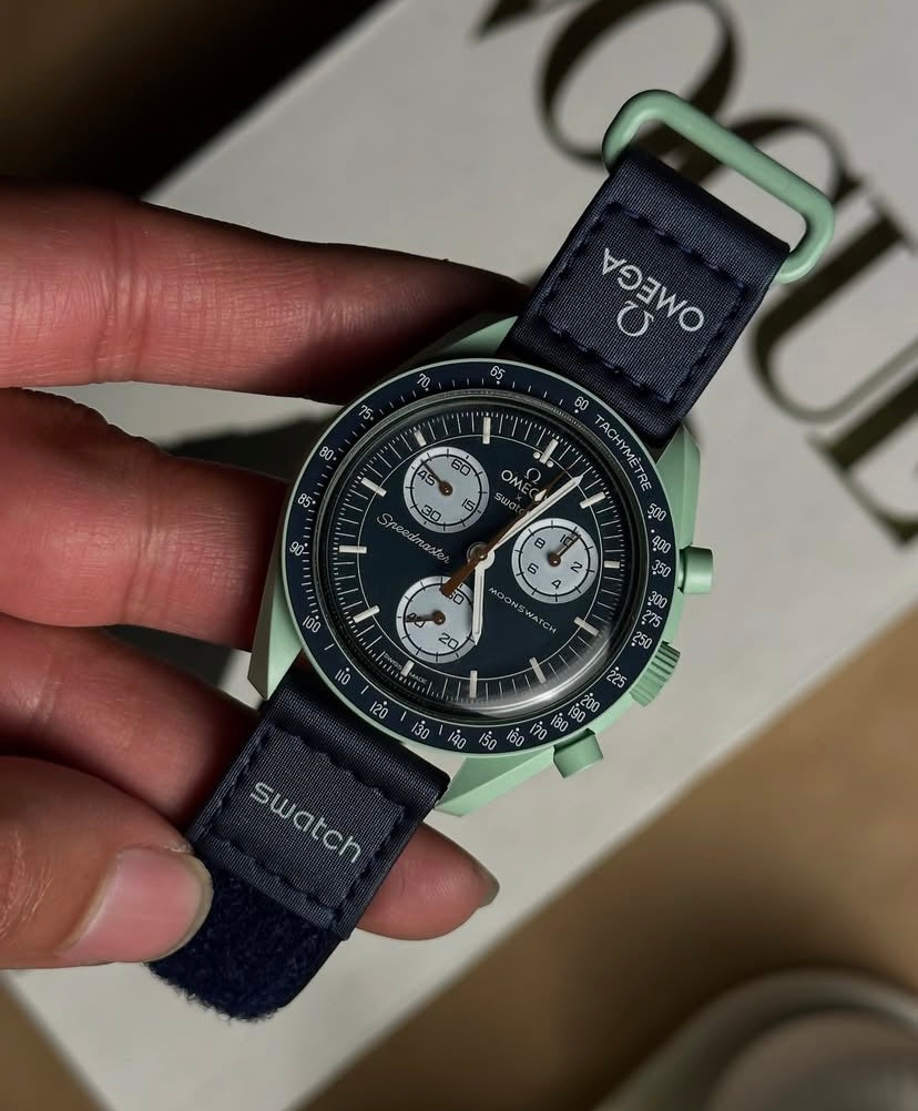 Omega X Swatch (earth)