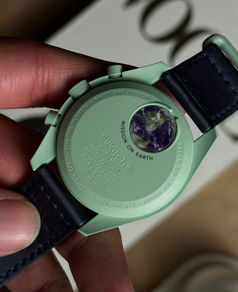 Omega X Swatch (earth)