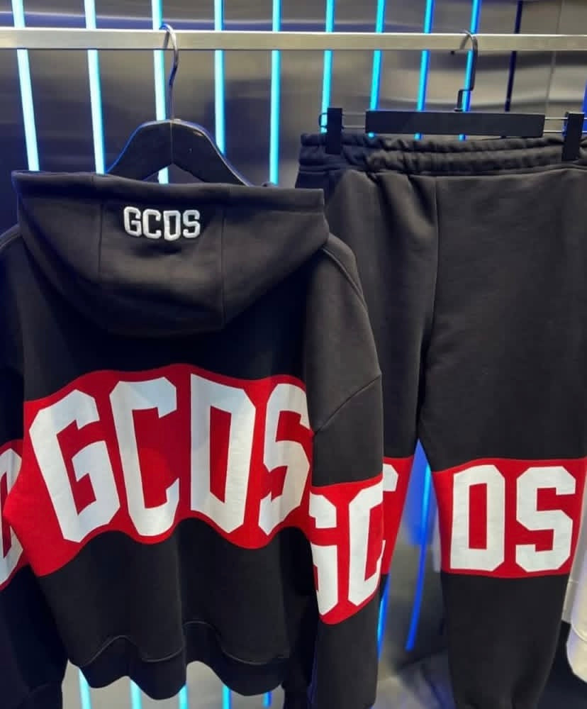 Tuta completa GCDS