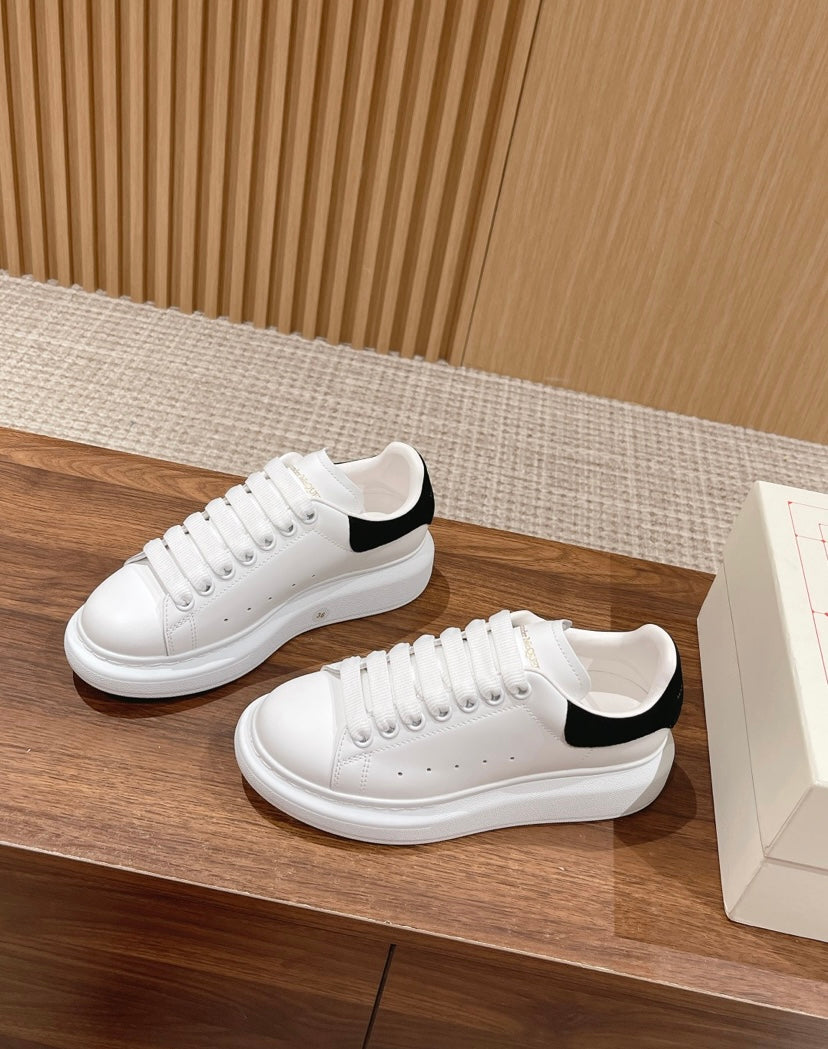 Alexander McQueen WHITE
