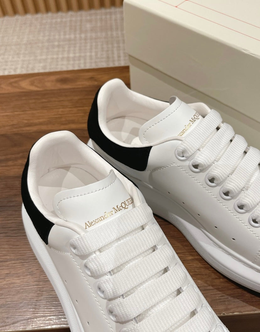 Alexander McQueen WHITE